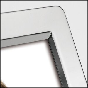 Cornice per ritratti EWA 20x25 cm da ZEP