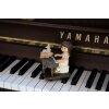 Clayre & Eef 6PR5029 Bambino con pianoforte, statuetta decorativa 10x6x10 cm Marrone
