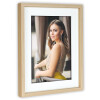 Cornice per foto in legno ZEP ASOS con effetto passepartout Grigio e Natura 10x15-15x20 cm
