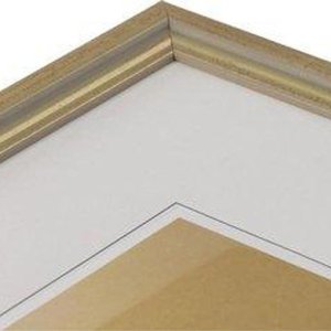 Cornice in legno 30x40 Artos - oro