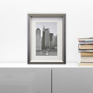 Henzo Cornice in plastica Metallica grigio scuro 10x15 cm con passepartout 5x7 cm