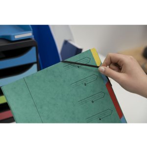 Organizzatore in cartone Manila 400g pinzato con 7 scomparti e banda elastica, per formato din a4 colori assortiti